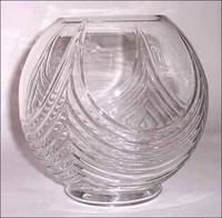 Von Nessen Stanhope Vase