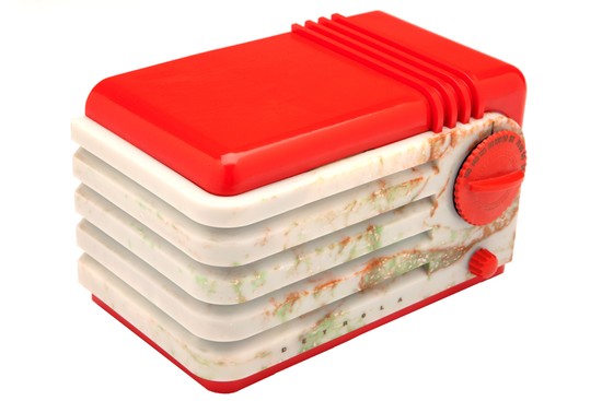 American Art Deco Detrola Super Pee Wee Radio