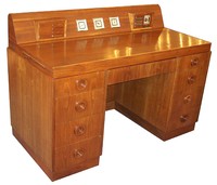 Instrument Desk