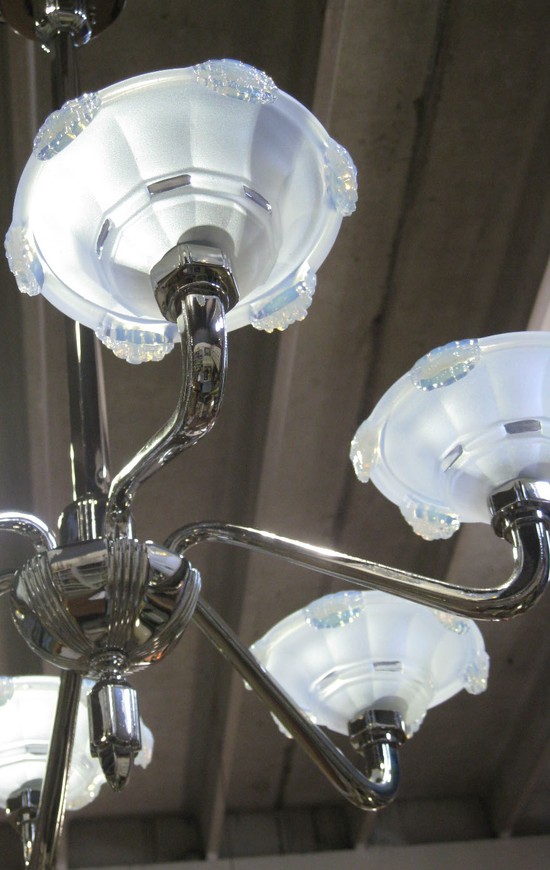 French Art Deco Opalescent Icicles Chandelier