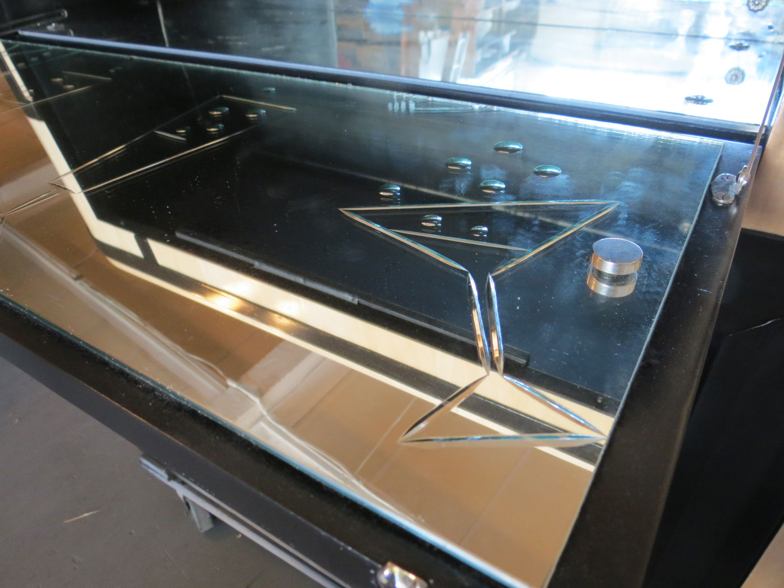 1930’s American Art Deco Freestanding Bar