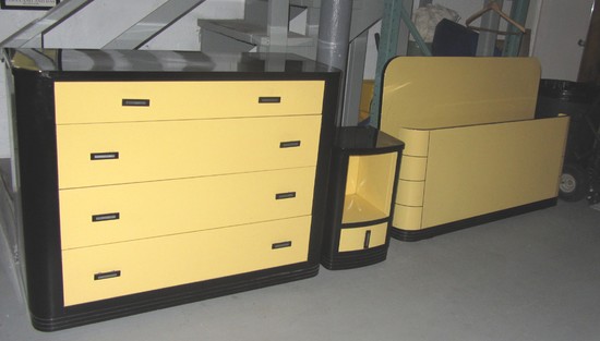 American Art Deco Bedroom Set by Simmons