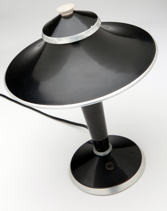 Walter Von Nessen Black & Chrome Table Lamp